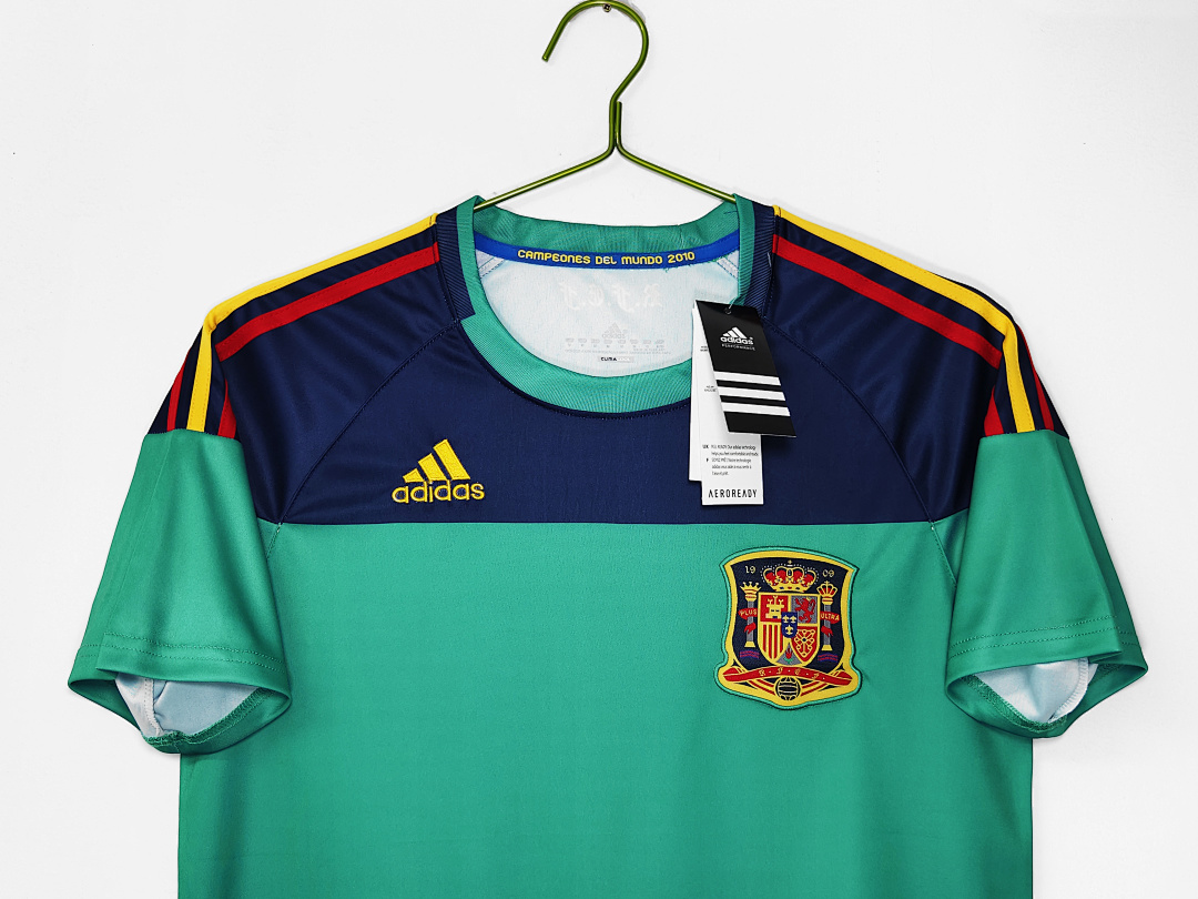 Spain Retro Shirt 2010 Goalkeeper — photo 2