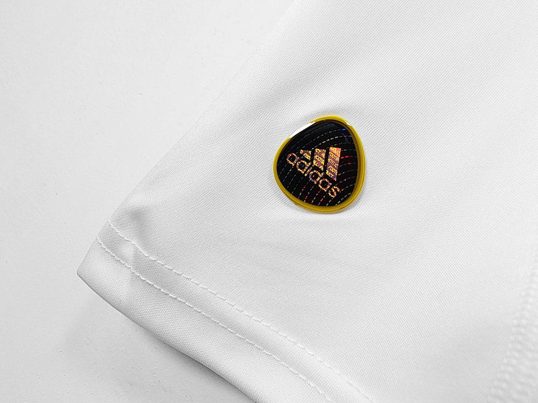 Spain Retro Shirt 2011/12 Away — photo 4