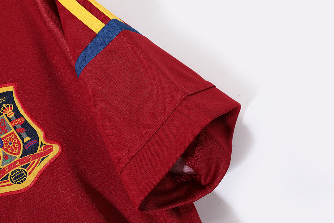 Spain Retro Shirt 2012 Home — photo 4