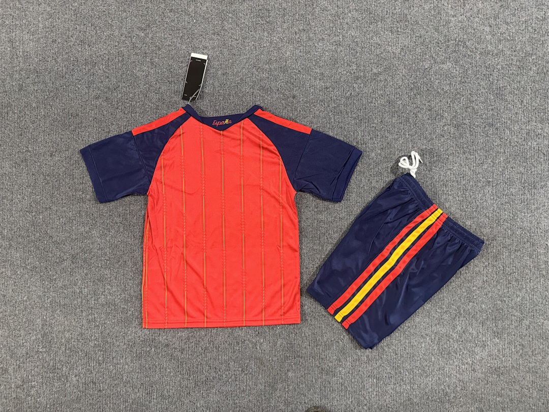Spain Home Kit for Kids 2026 — photo 2