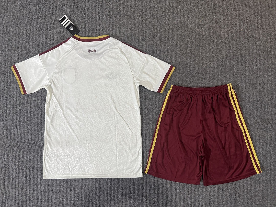 Spain Away Kit for Adult — photo 2