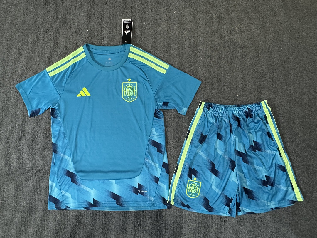 Spain Goalkeeper Kit for Adult — photo 1