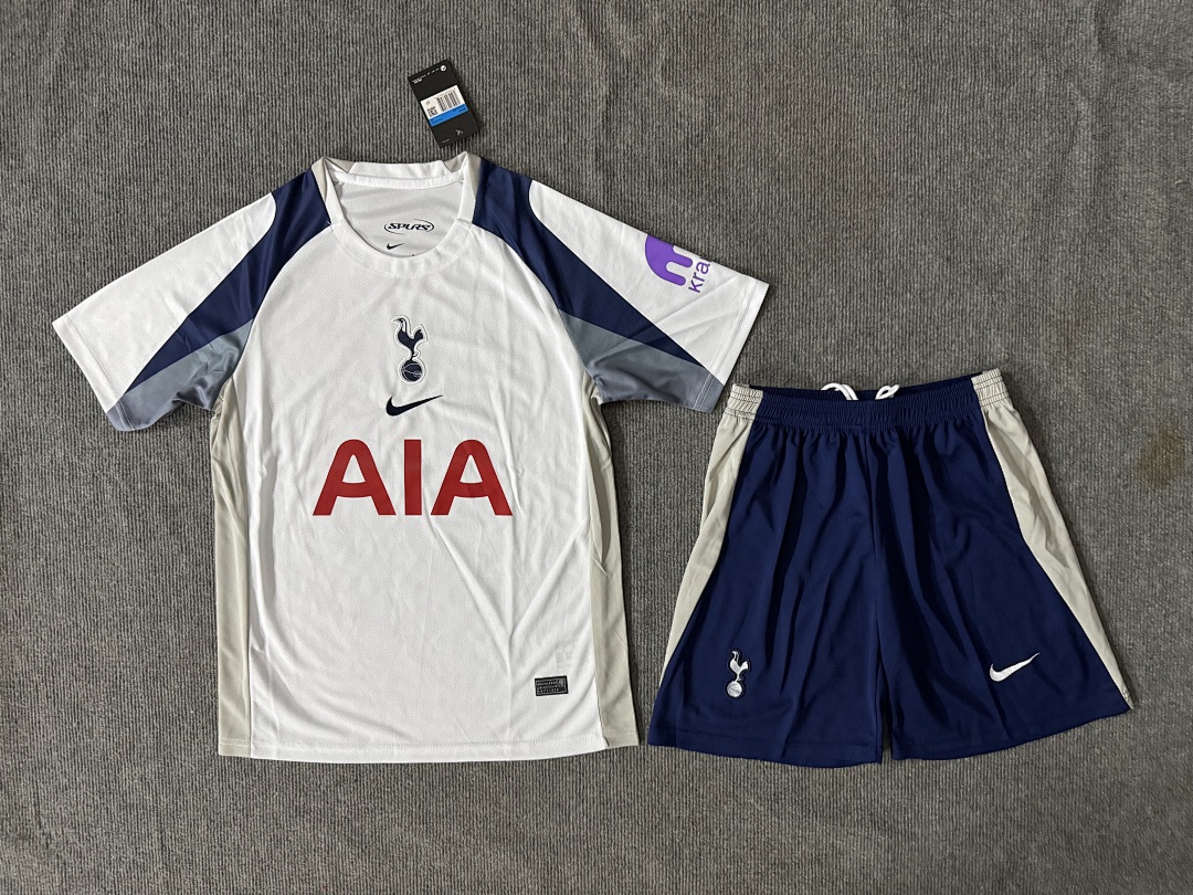 Tottenham Hotspur Home Kit for Adult 2025/26 — photo 1